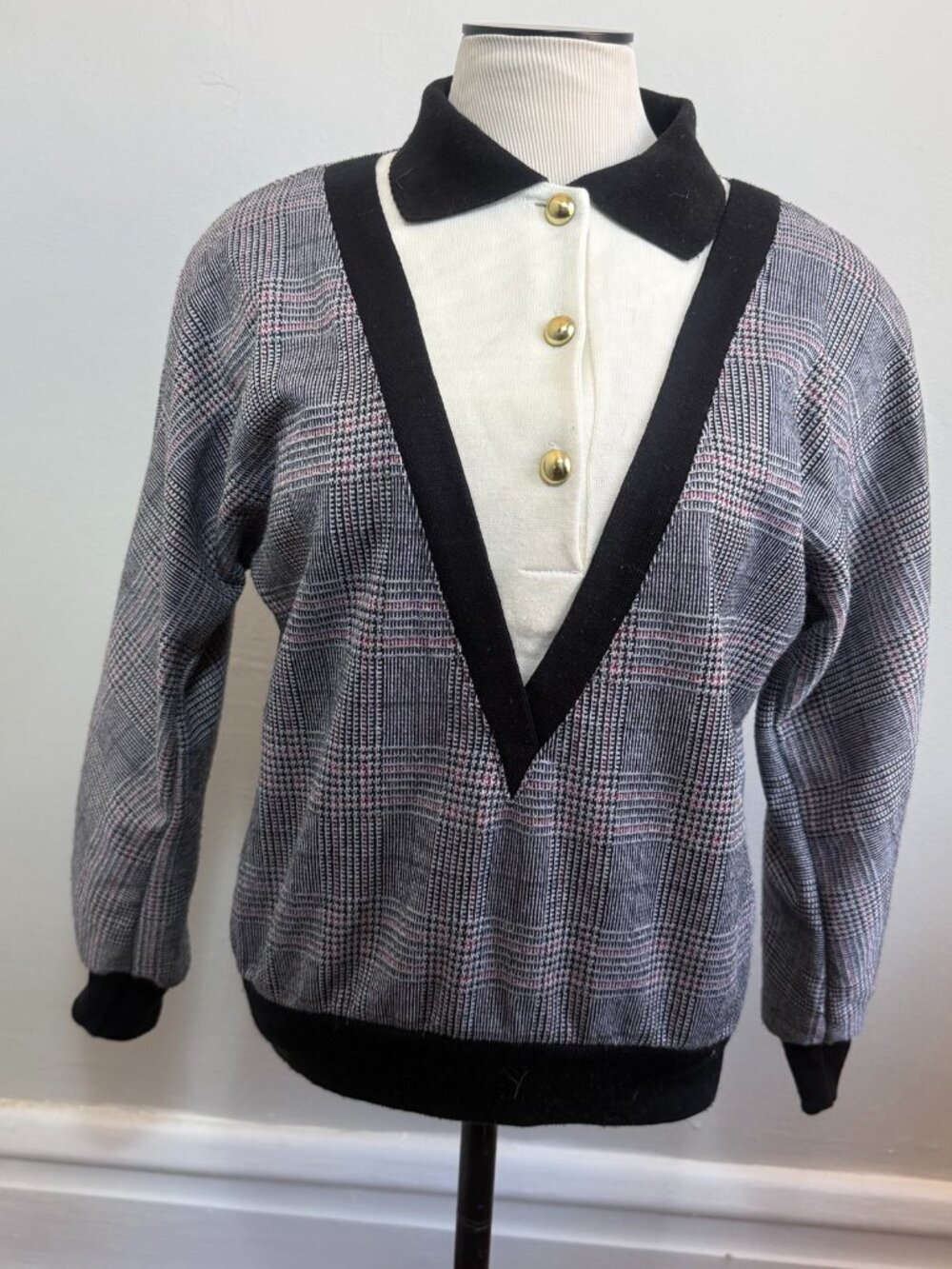 GUC S Petite Alfred Dunner Plaid Collared Sweater Top